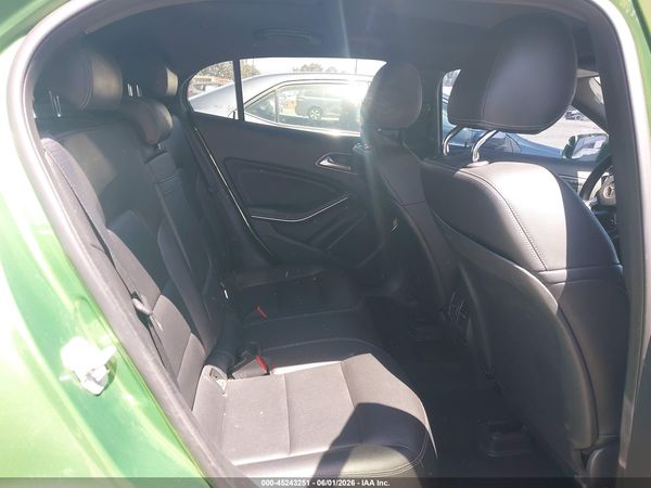 2017 MERCEDES-BENZ GLA 250 4MATIC