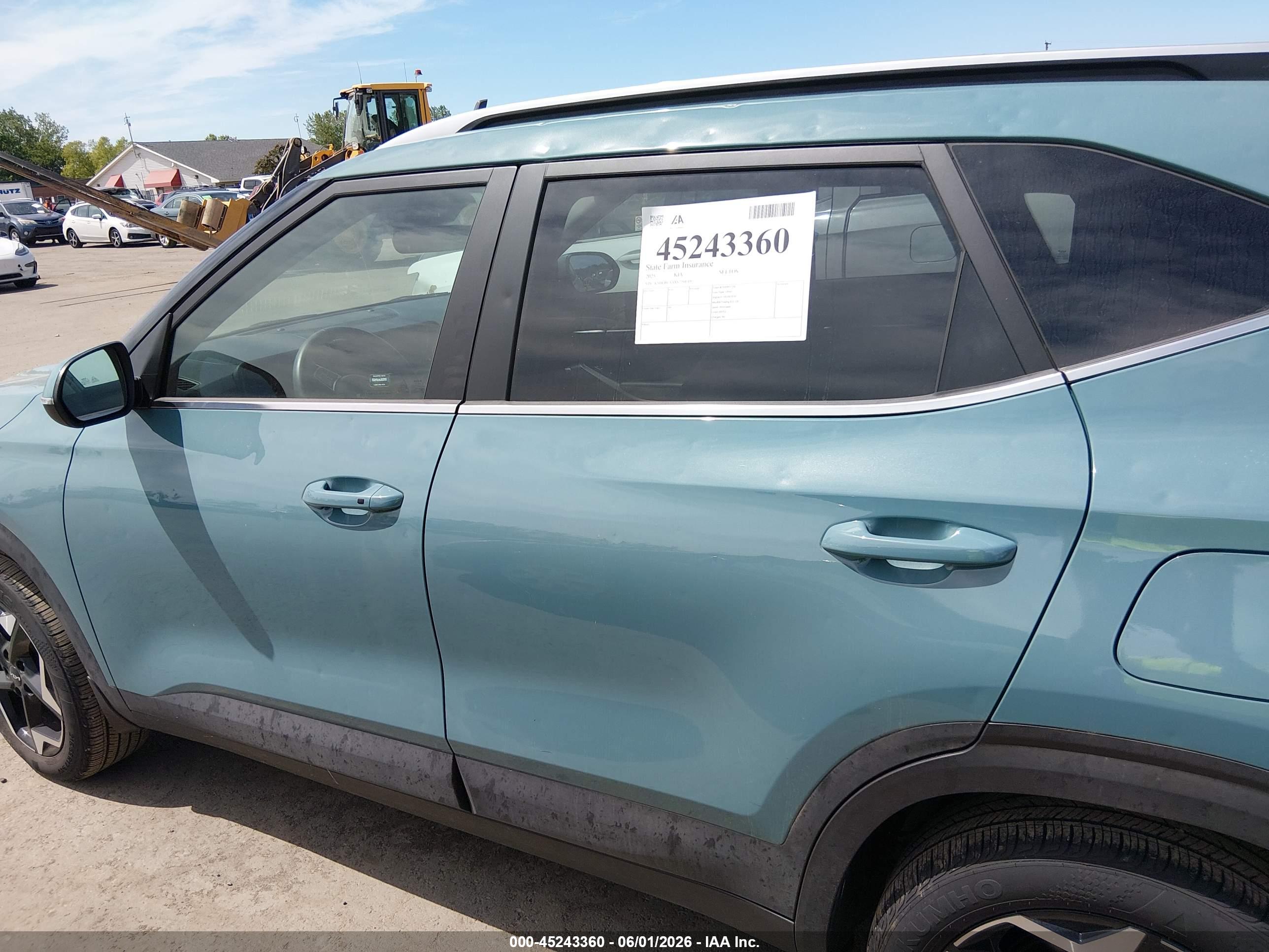 2025 KIA SELTOS EX