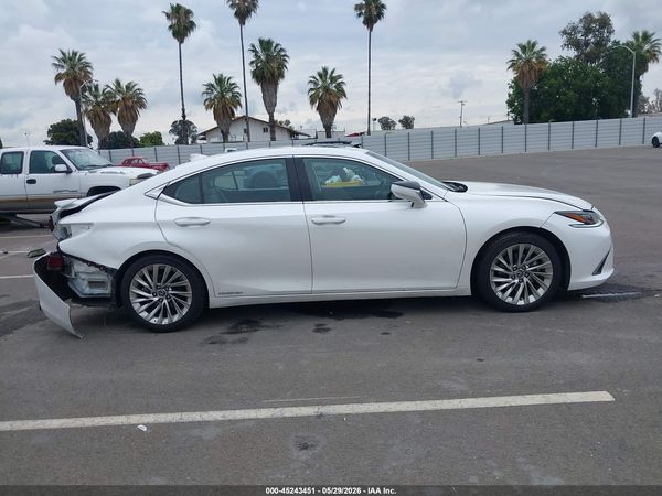 2021 LEXUS ES 300H LUXURY