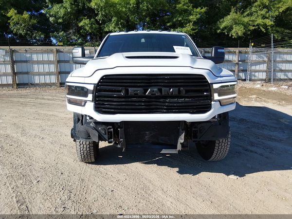 2024 RAM 3500 LARAMIE  4X4 8' BOX