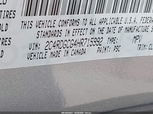 2017 DODGE GRAND CARAVAN SXT — I9