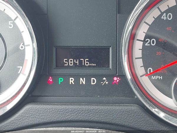 2017 DODGE GRAND CARAVAN SXT — I118