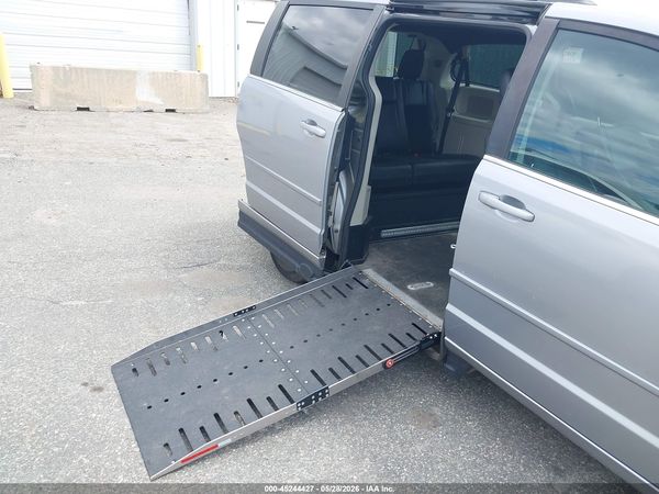 2017 DODGE GRAND CARAVAN SXT — I153