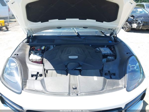 2020 PORSCHE CAYENNE