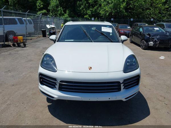 2020 PORSCHE CAYENNE