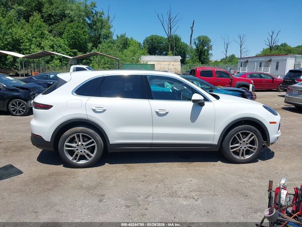 2020 PORSCHE CAYENNE