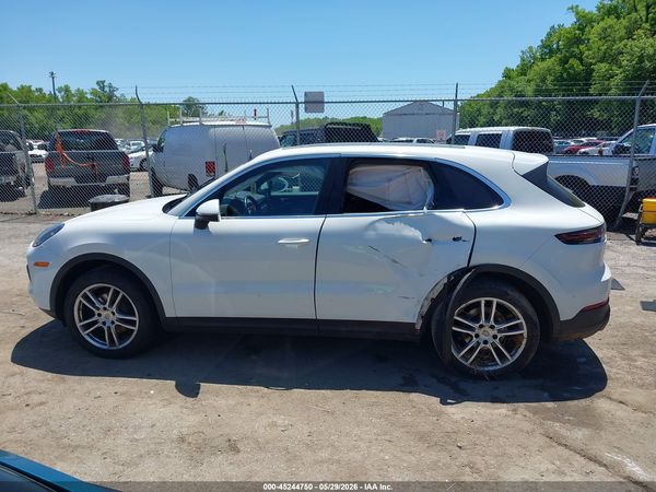 2020 PORSCHE CAYENNE