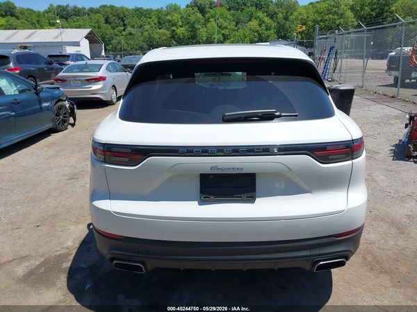 2020 PORSCHE CAYENNE