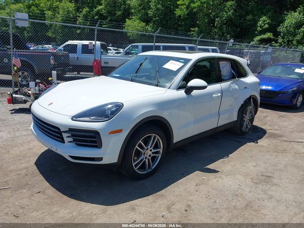 2020 PORSCHE CAYENNE