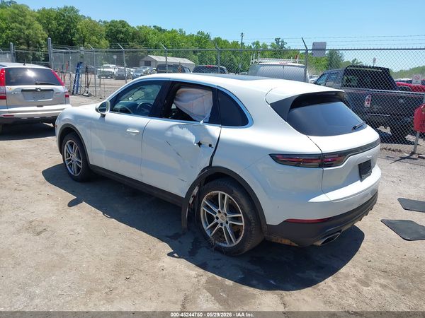 2020 PORSCHE CAYENNE