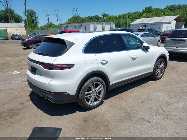 2020 PORSCHE CAYENNE