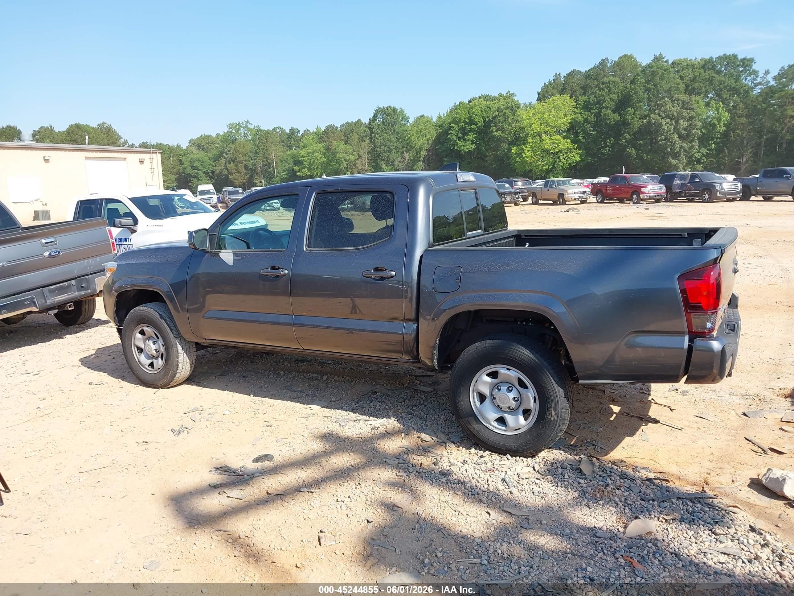 2023 TOYOTA TACOMA SR V6