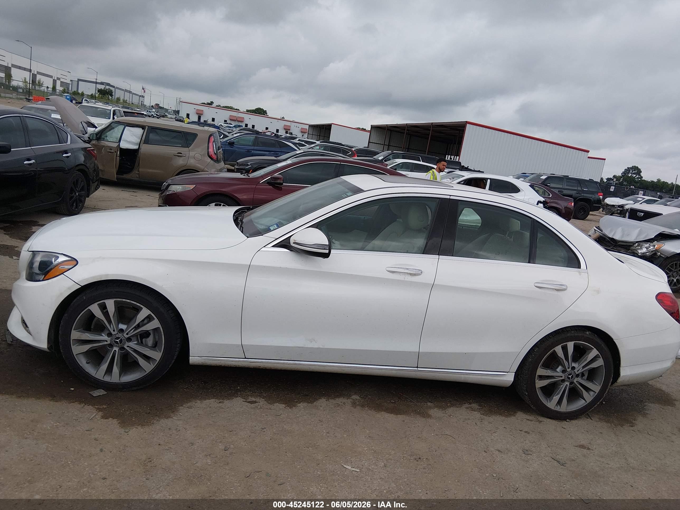 2018 MERCEDES-BENZ C 300 C300