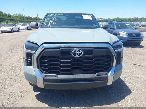 2025 TOYOTA TUNDRA SR5