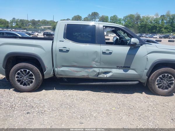 2025 TOYOTA TUNDRA SR5