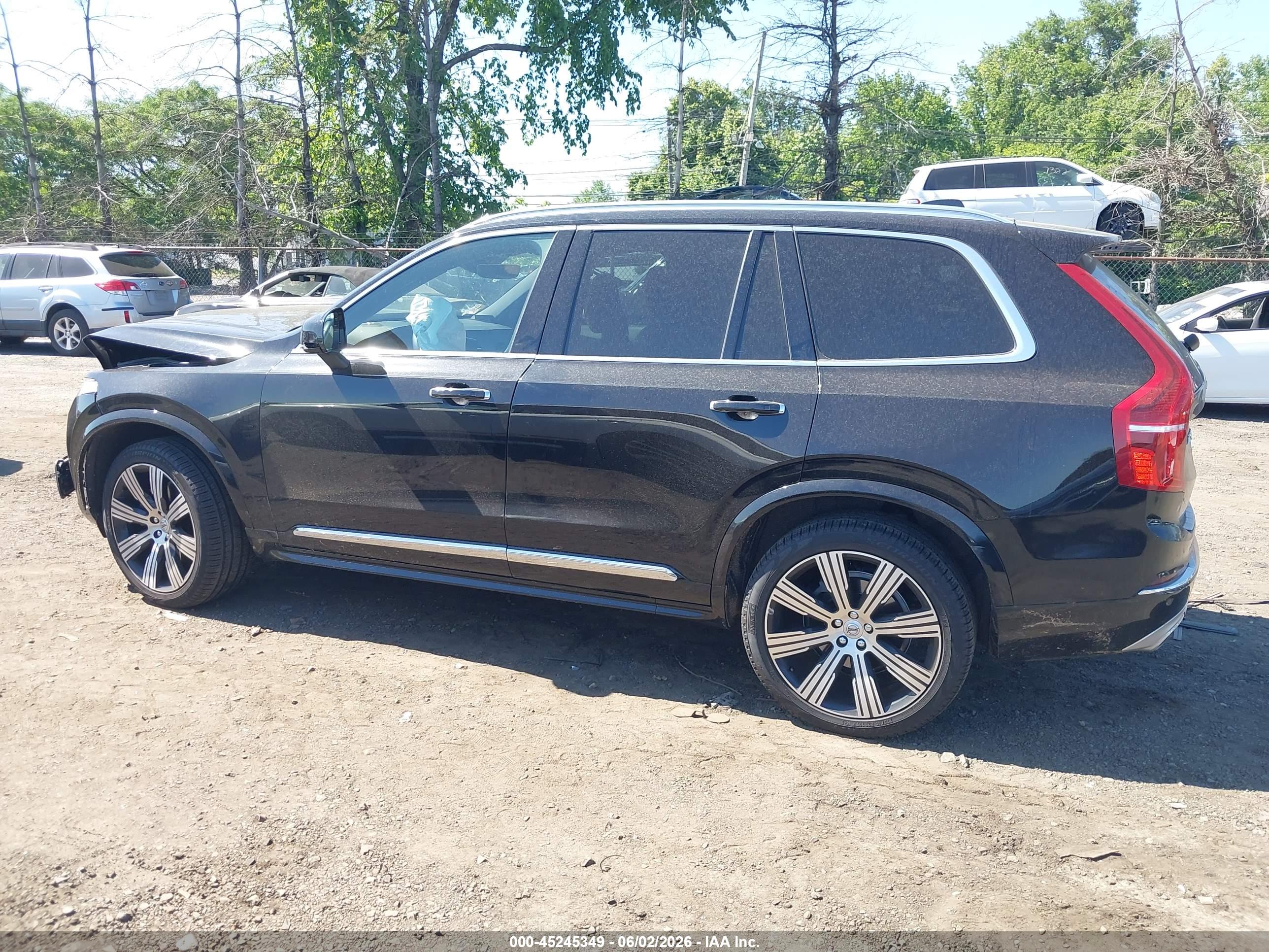 2021 VOLVO XC90