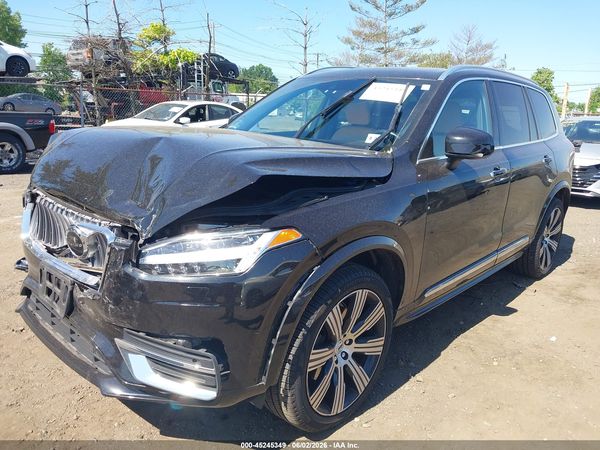 2021 VOLVO XC90