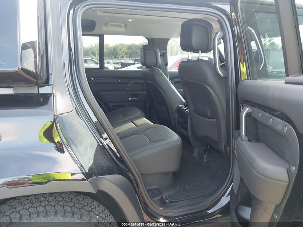 2025 LAND ROVER DEFENDER 110 P300