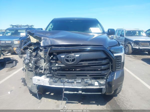 2024 TOYOTA TUNDRA SR
