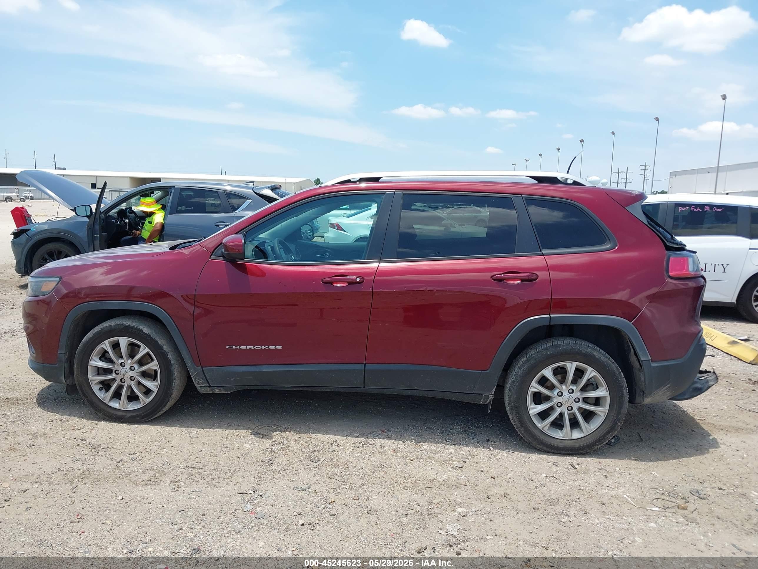 2020 JEEP CHEROKEE LATITUDE FWD