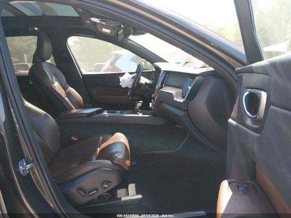 2021 VOLVO XC60 T5 INSCRIPTION
