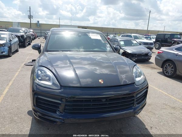 2019 PORSCHE CAYENNE S