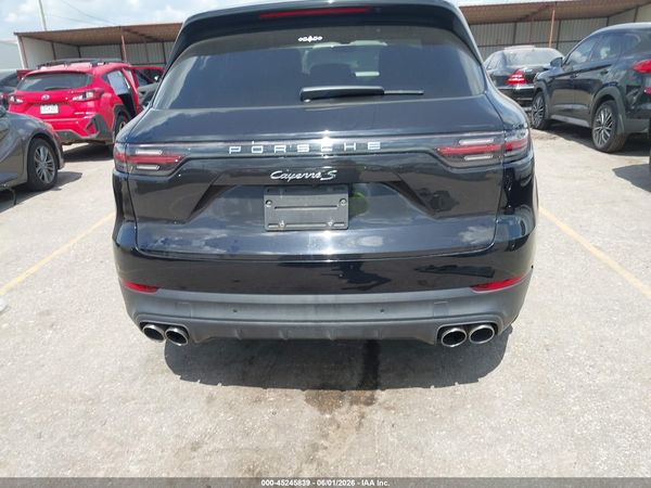 2019 PORSCHE CAYENNE S