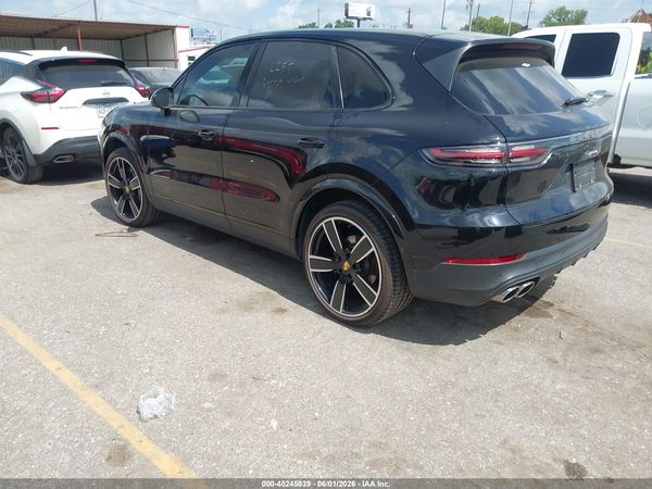 2019 PORSCHE CAYENNE S