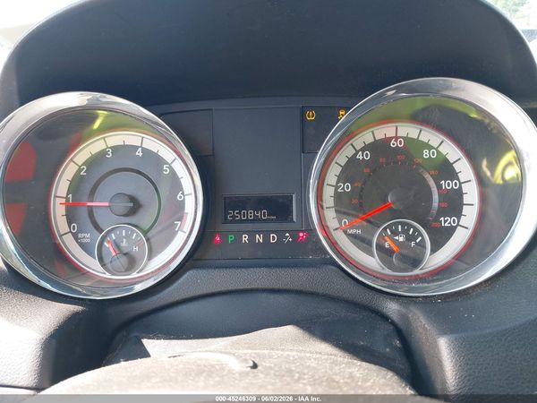 2013 DODGE GRAND CARAVAN AMERICAN VALUE PKG — I7