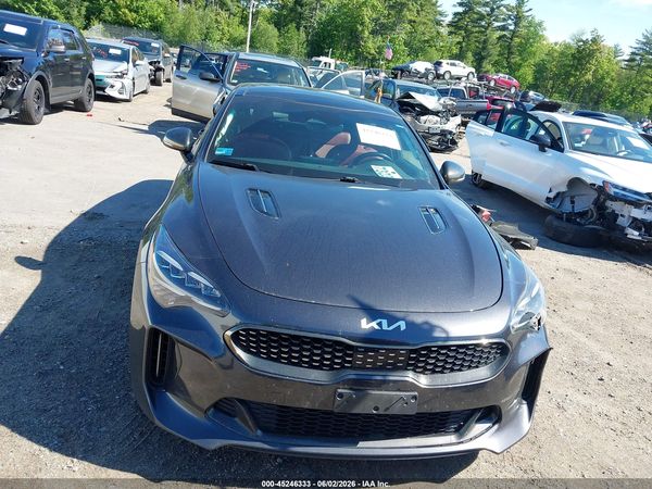 2022 KIA STINGER GT1