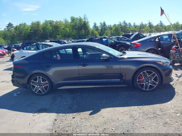 2022 KIA STINGER GT1
