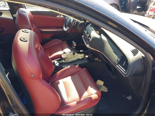 2022 KIA STINGER GT1