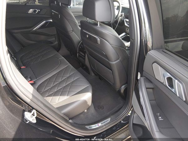 2024 BMW X6 XDRIVE40I
