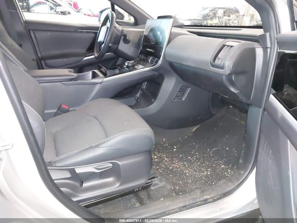 2025 TOYOTA BZ4X XLE