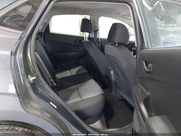 2020 HYUNDAI KONA SE