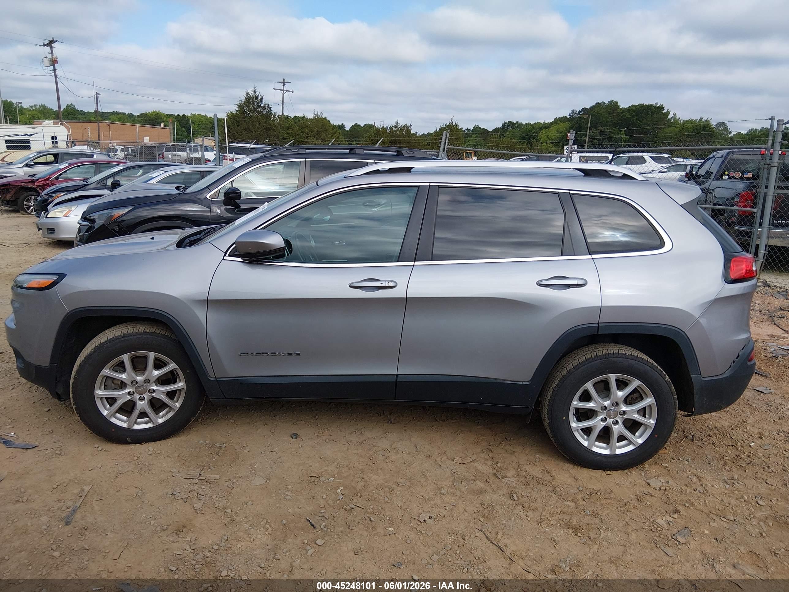 2018 JEEP CHEROKEE LATITUDE PLUS 4X4