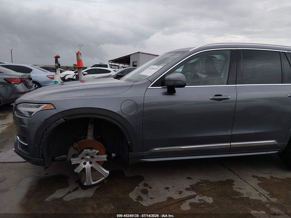 2019 VOLVO XC90 HYBRID T8 INSCRIPTION