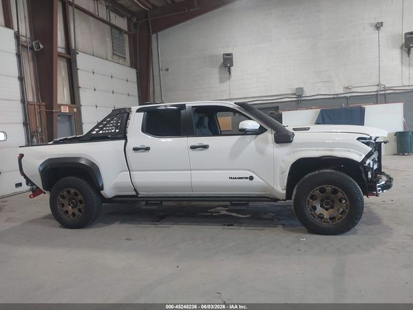 2025 TOYOTA TACOMA HYBRID TRAILHUNTER