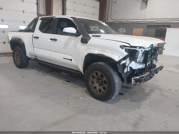 2025 TOYOTA TACOMA HYBRID TRAILHUNTER