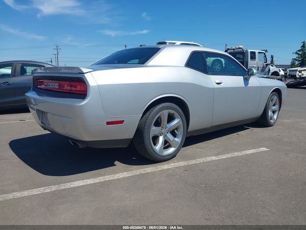 2012 DODGE CHALLENGER SXT