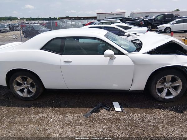 2022 DODGE CHALLENGER SXT