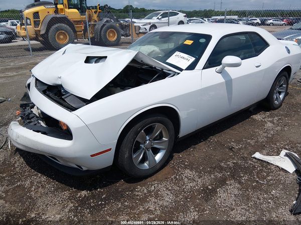 2022 DODGE CHALLENGER SXT