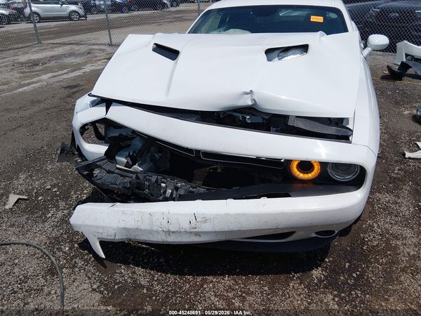 2022 DODGE CHALLENGER SXT