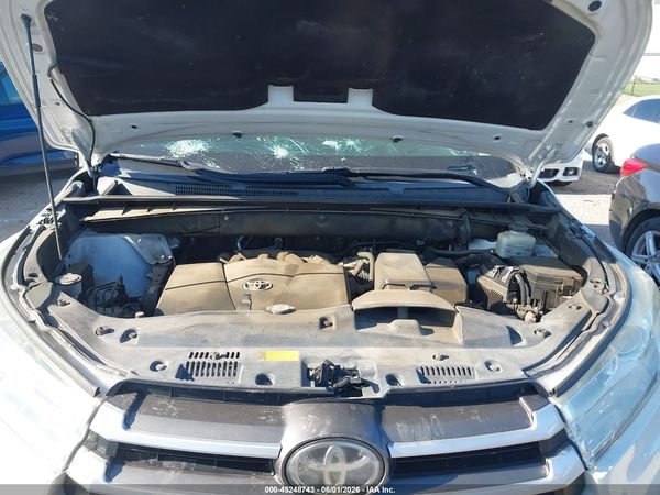 2018 TOYOTA HIGHLANDER XLE