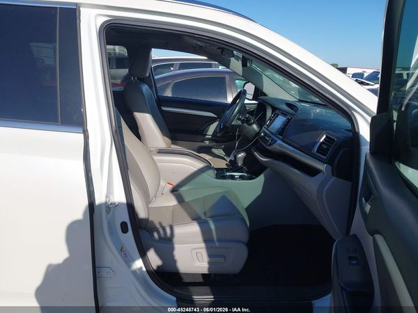 2018 TOYOTA HIGHLANDER XLE