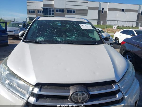 2018 TOYOTA HIGHLANDER XLE