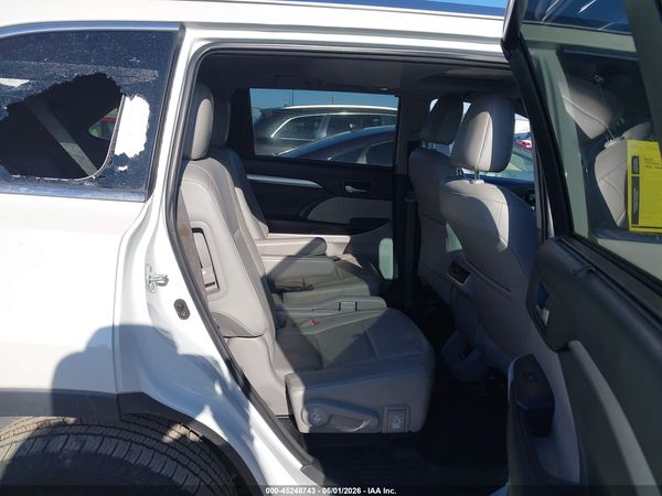 2018 TOYOTA HIGHLANDER XLE