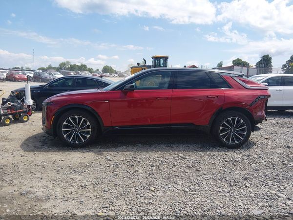 2024 CADILLAC LYRIQ SPORT W/1SF