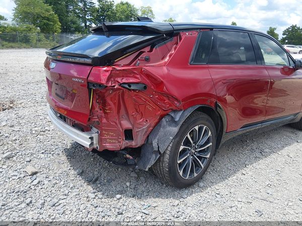 2024 CADILLAC LYRIQ SPORT W/1SF