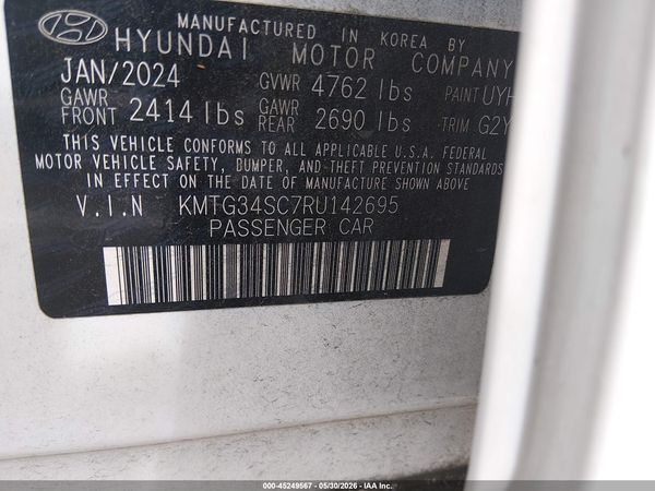 2024 GENESIS G70 2.5T RWD